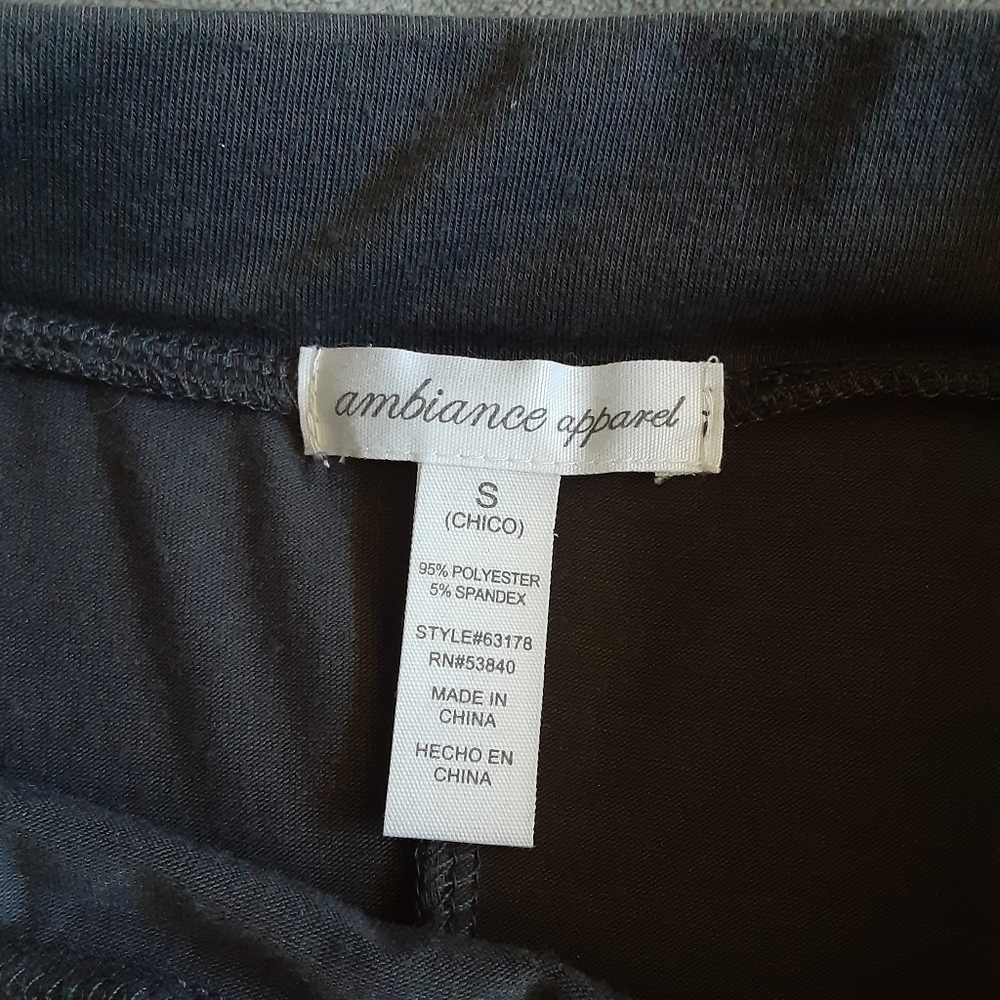 Y2K Skirt Bundle |3 Skirts| - Picture 10 of 10